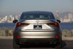 Lexus IS200t 2016 года (NA)